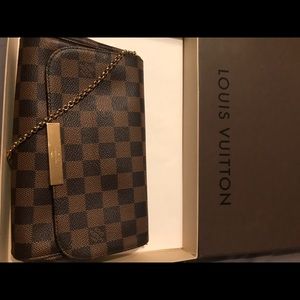 Louis Vuitton Favorite PM